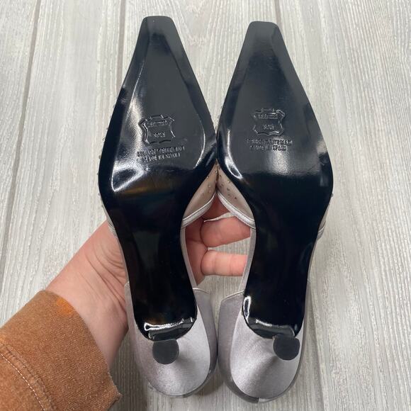 Stuart Weitzman Women's Vintage Slip On Silver Satin D-Orsay Heels Size 8 - Picture 5 of 11